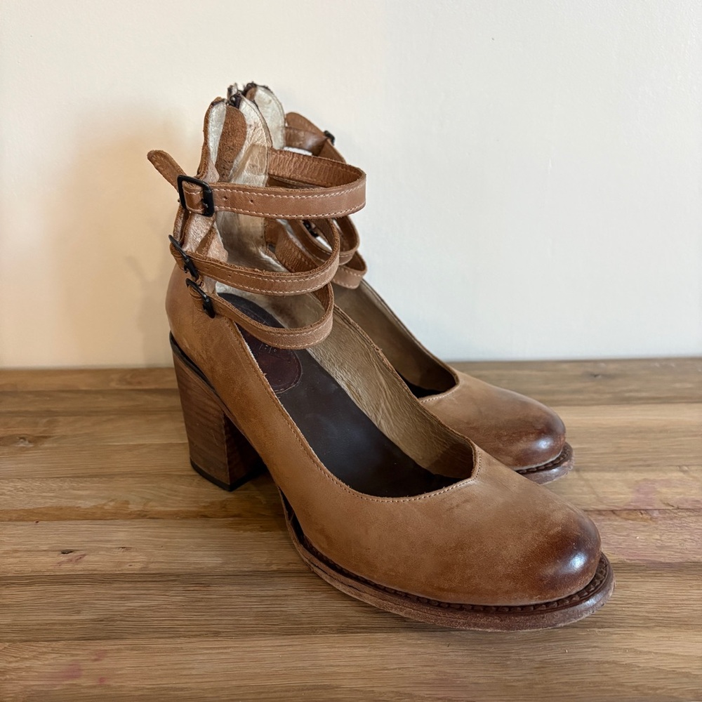 Freebird Tan Randi Ankle Boots - Picture 2 of 9